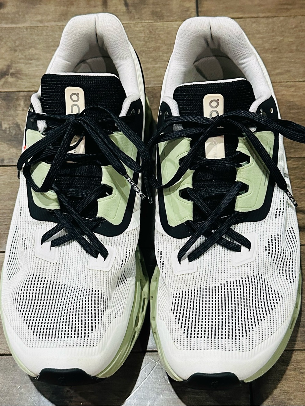 On Cloud Women’s Sz 10 White/Sage/Black On Cloudstratus 2.0 Sneakers - Picture 3 of 8